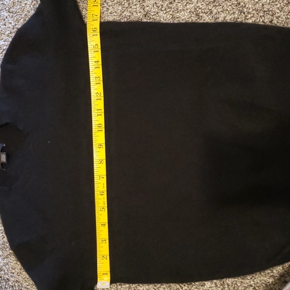 Lord & Taylor Cashmere Sweater (black) EUC. - Picture 6 of 8